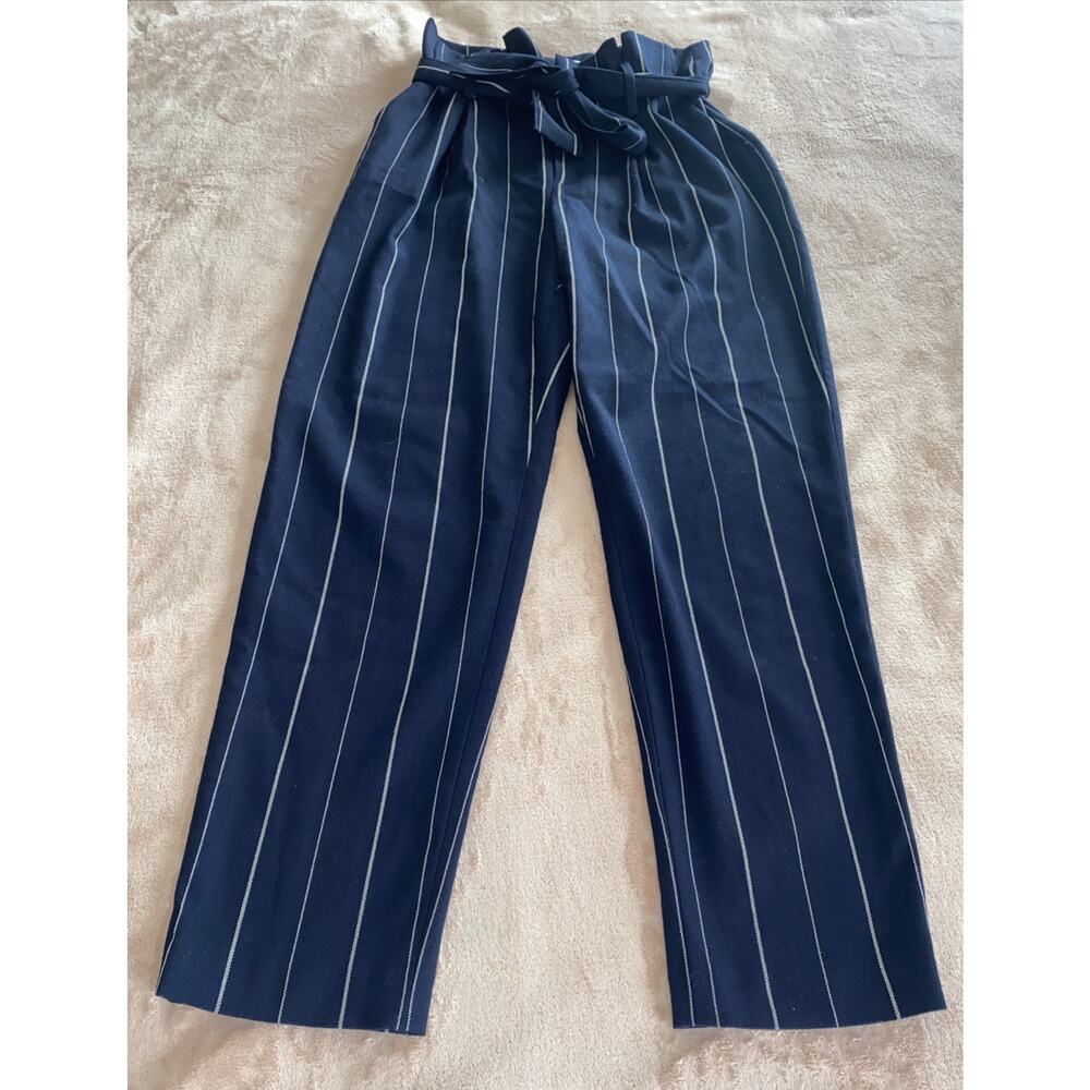 Antonio Melani Women’s Dress Pants Size 4 Pinstripe Office Navy Silver Belted